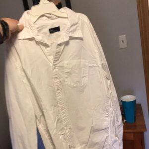 Lightweight button down